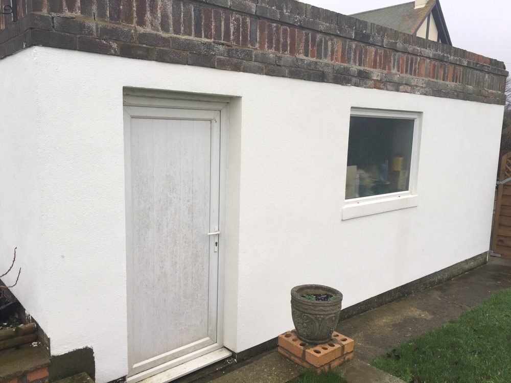 Completed external render finish in Warwickshire